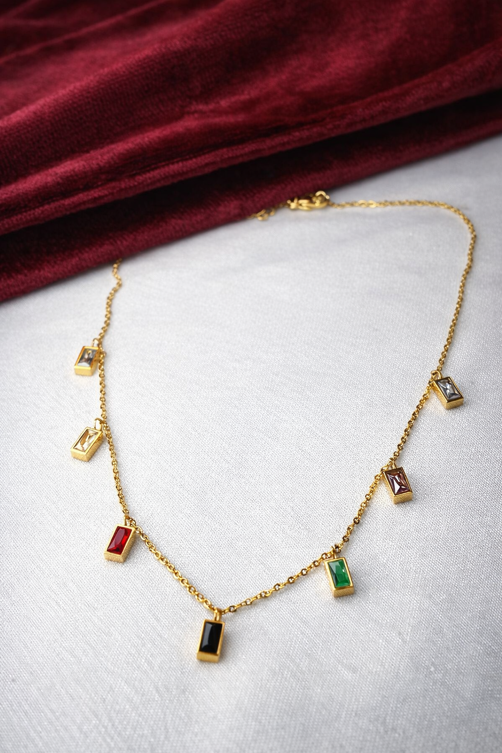 💎Multicolor Anti-Tarnish Pendant Chain Necklace