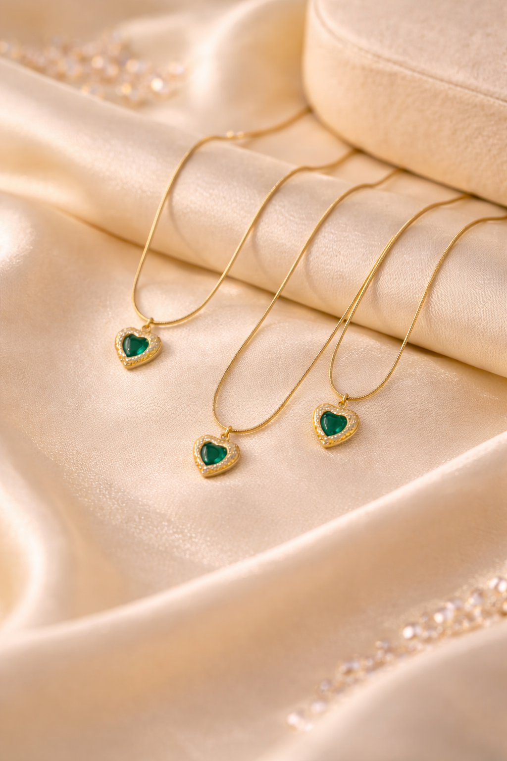💚 Heart Pendant Necklace – Anti tarnished