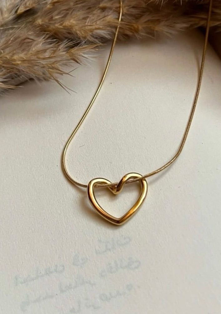 💛Golden Open Heart Snake Chain Necklace
